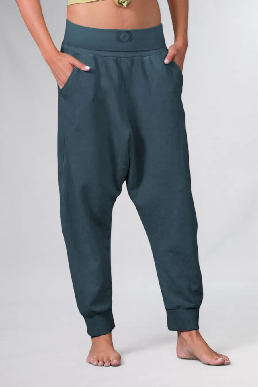 Polso Pants, merchant product photograph