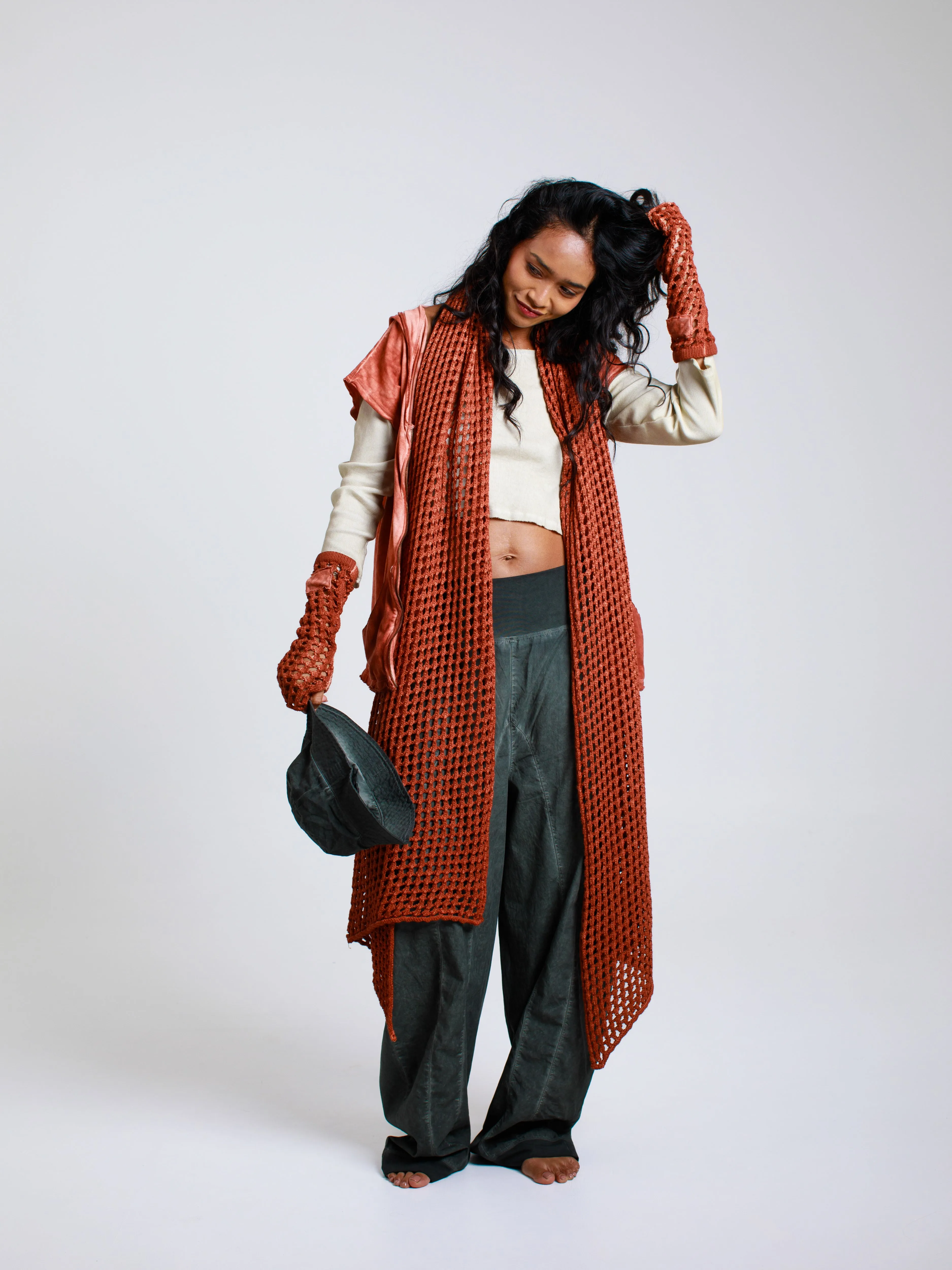Knitted scarf, merchant product photograph