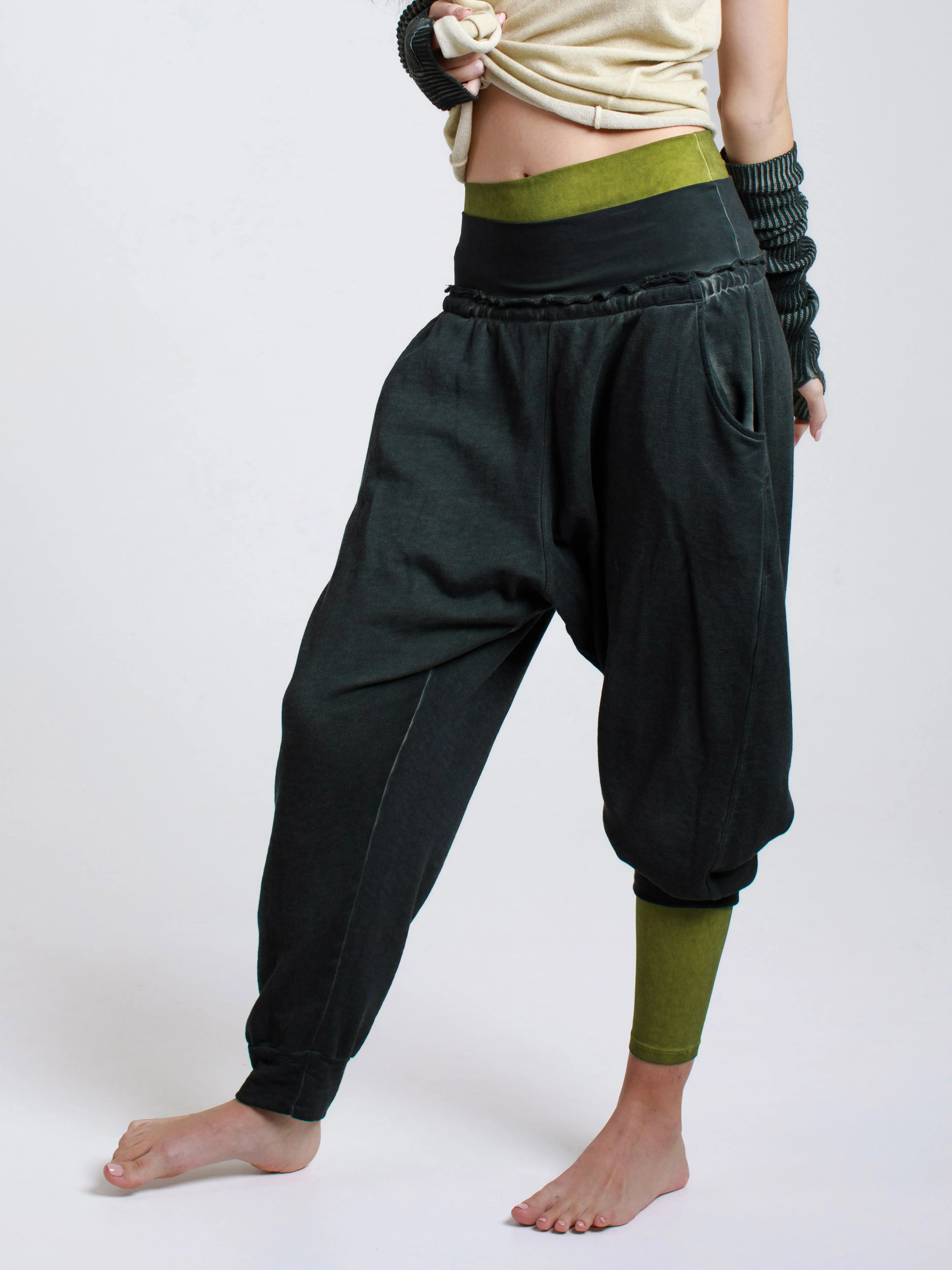 Polso pants, merchant product photograph