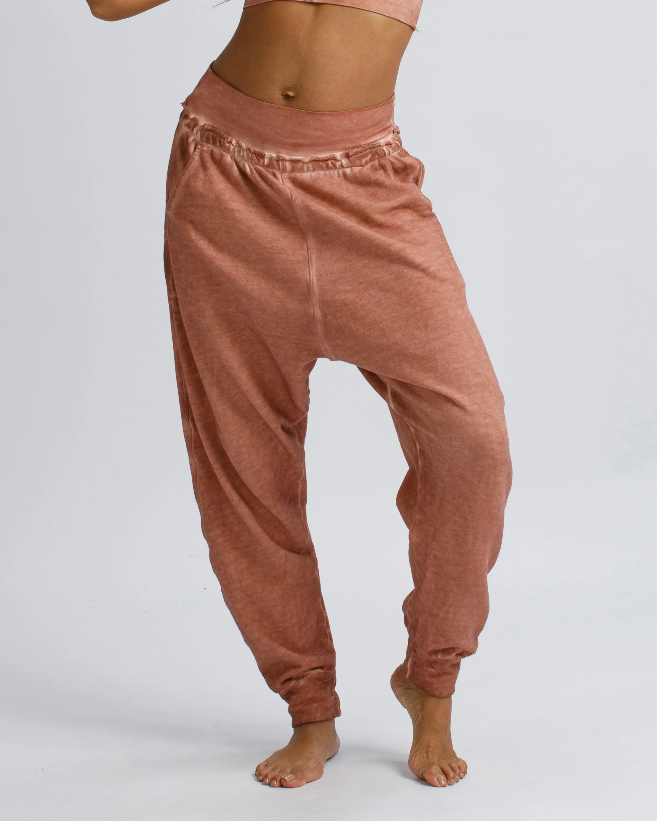 Polso Pants, merchant product photograph